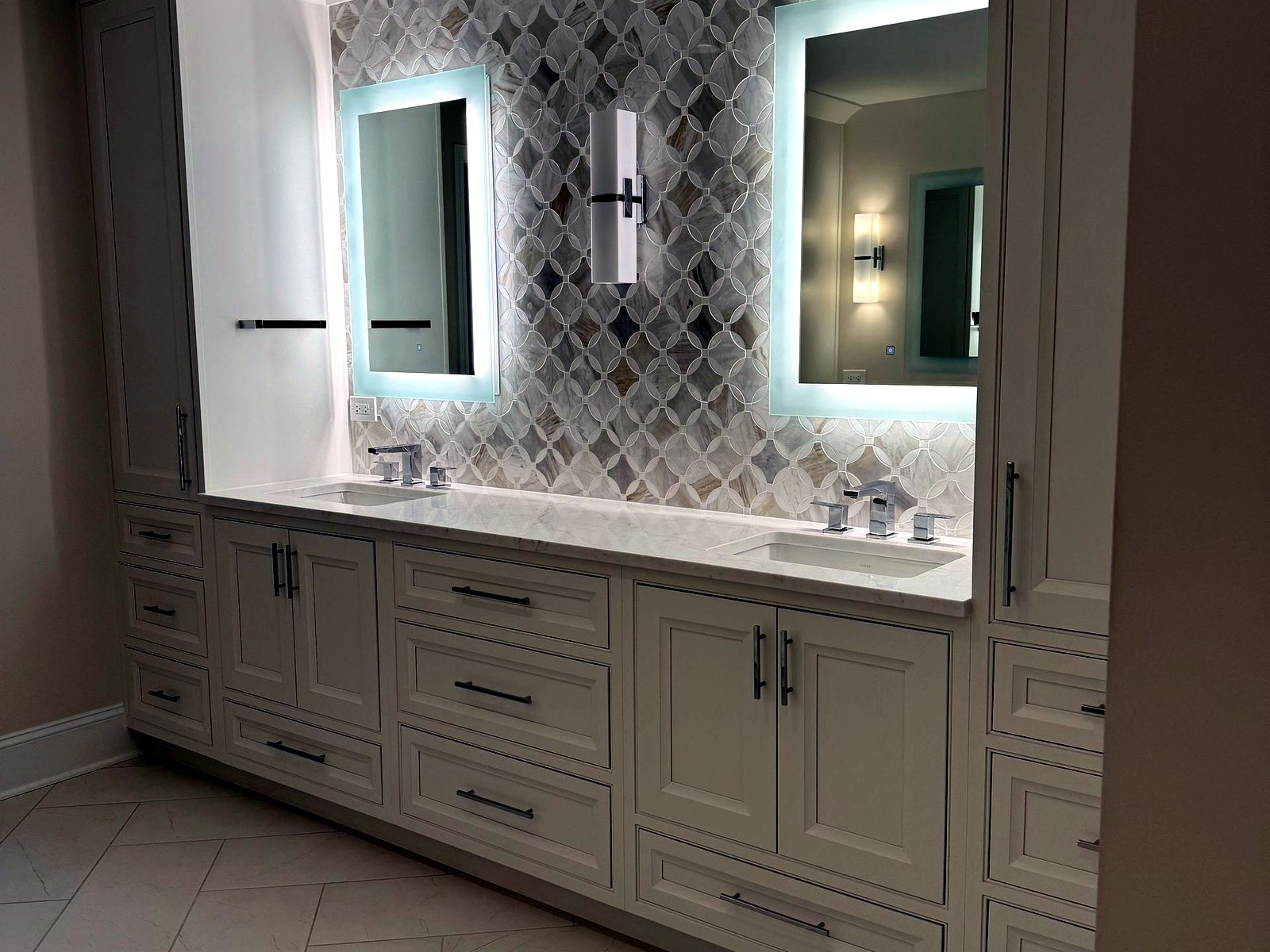 Custom Bathroom Renovations in Chicago, IL 03