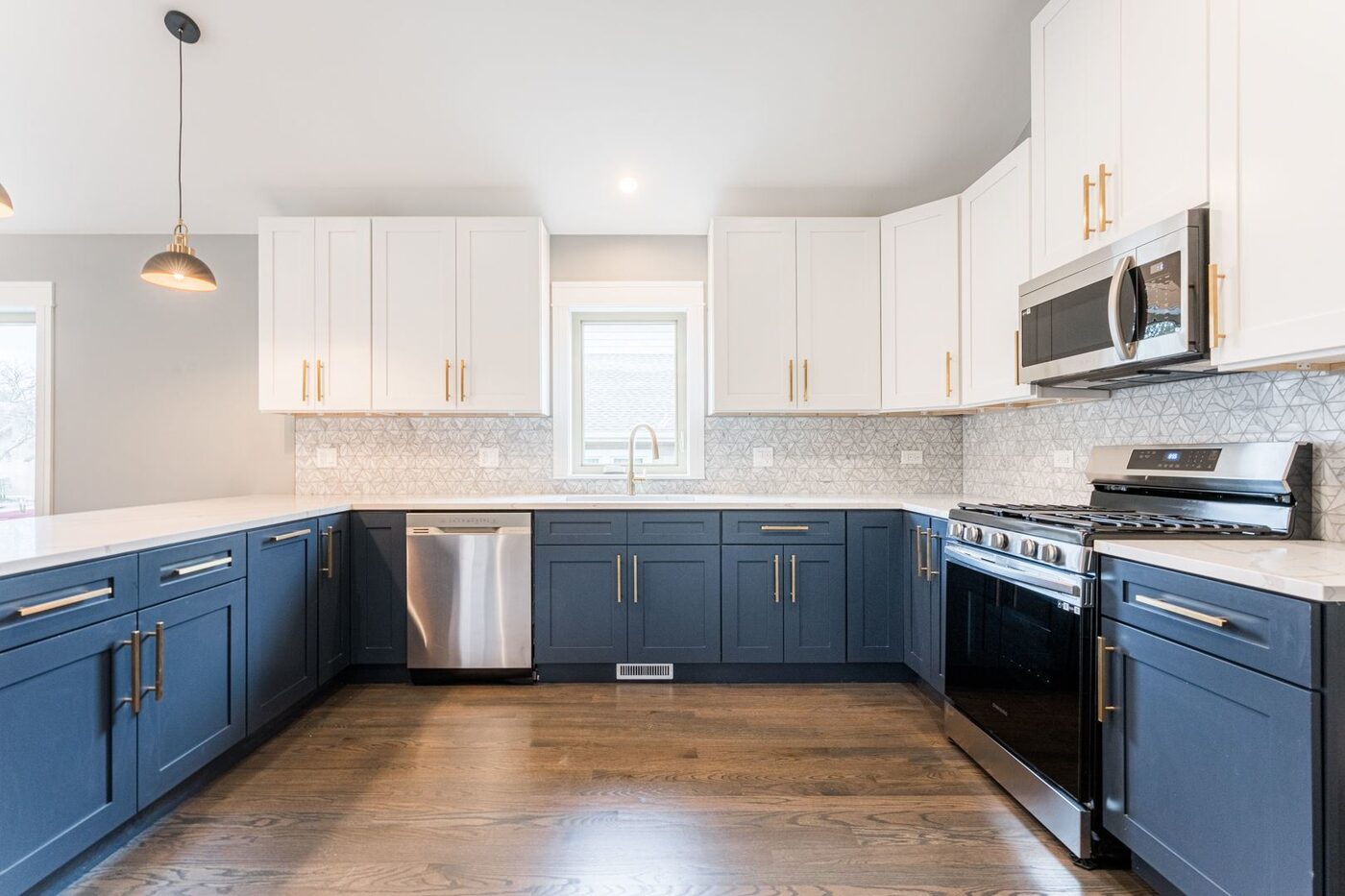 Kitchen Remodeling Contractors in Chicago, IL 11